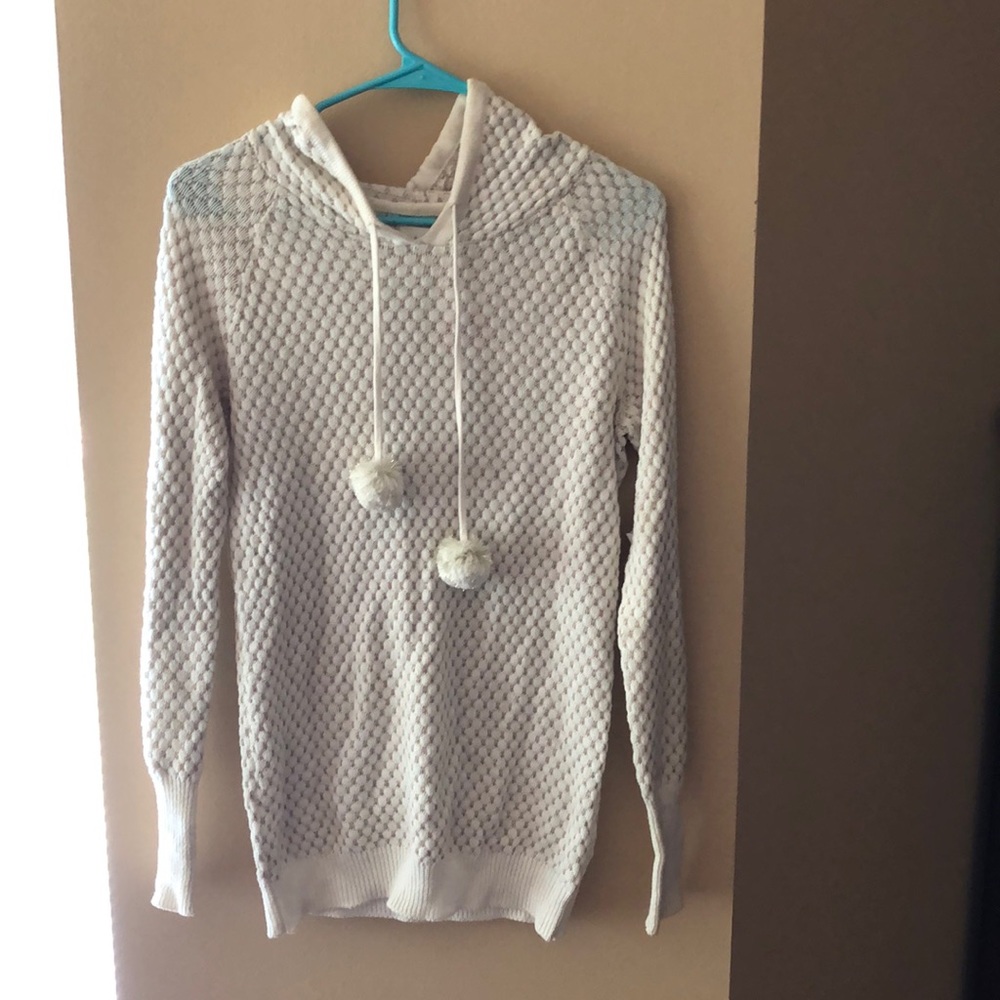 Sweater with hood and Pom poms